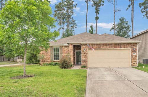 2114 Lost Timbers Dr, Conroe, TX, 77304-3228 | Card Image