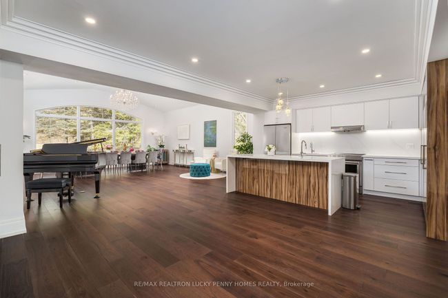 35 Cachet Pky, House other with 5 bedrooms, 6 bathrooms and 10 parking in Markham ON | Image 11