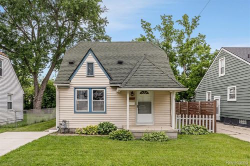 23337 Reynolds Ave, Hazel Park, MI, 48030-1442 | Card Image