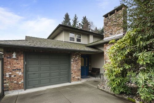 7553 Muston Pl, Delta, BC, V4C7J8 | Card Image