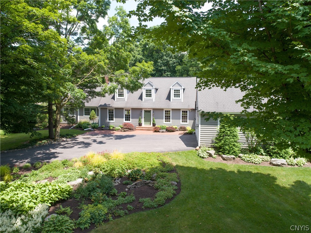 Thorntree Hill Dr, Fayetteville, NY 13066
