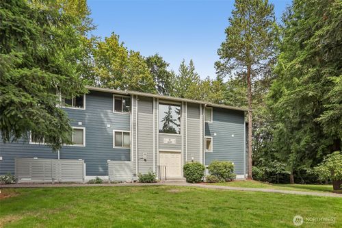 h206-4629 W Lake Sammamish Pkwy Se, Issaquah, WA, 98027-9350 | Card Image
