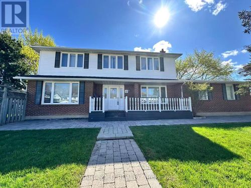 22 Hemingway Cres, Markham, ON, L3R2A4 | Card Image