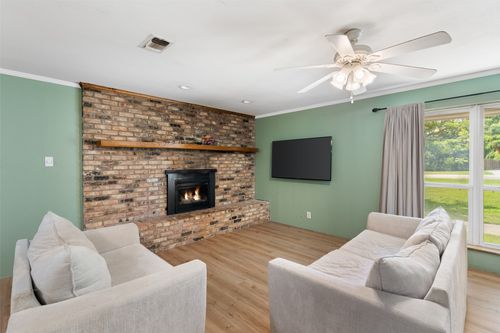 114 S Dugan St, Bells, TX, 75414-2494 | Card Image