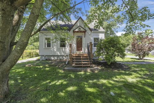 3017 Courtright Road, Columbus, OH, 43232 | Card Image