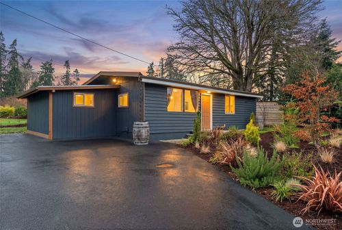 11285 Se Southworth Dr, Port Orchard, WA, 98366-8998 | Card Image