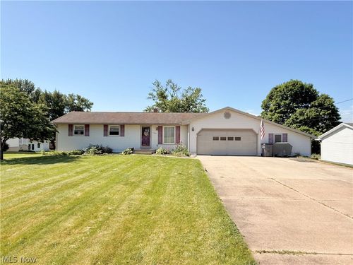 5236 Oakcliff St Sw, Canton, OH, 44706-2037 | Card Image