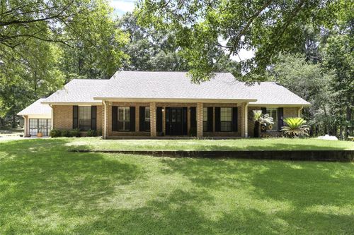 526 Pebble Crk, Livingston, TX, 77351-4484 | Card Image