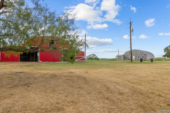 3041 Fm 3335, House other with 5 bedrooms, 3 bathrooms and null parking in Stockdale TX | Image 13