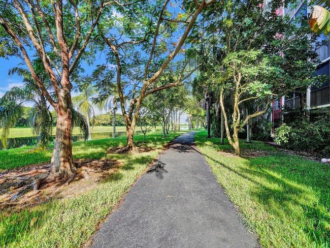 APT-601 - 2200 S Cypress Bend Dr, Condo with 2 bedrooms, 2 bathrooms and null parking in Pompano Beach FL | Image 22