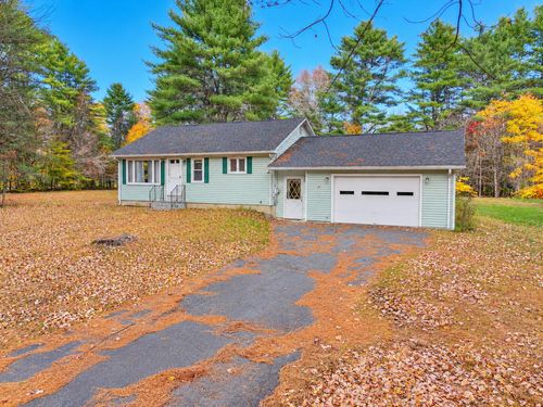 210 Old Webster Road, Lewiston, ME, 04240 | Card Image