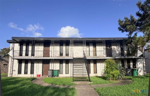d-604 Sherwood Drive, Victoria, TX, 77901 | Card Image