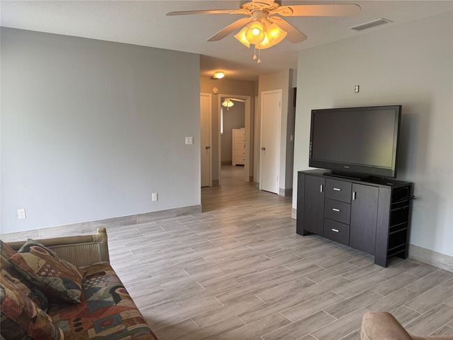 21570 Sw Raintree St, House other with 2 bedrooms, 2 bathrooms and null parking in Dunnellon FL | Image 5