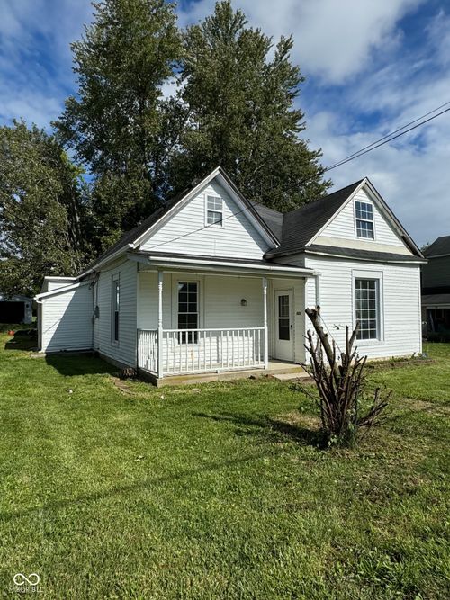 402 S Pleasant St, Milroy, IN, 46156-9427 | Card Image