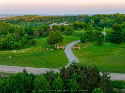 5765 Escarpment Side Rd, Caledon, ON, L7C0A9 | Card Image