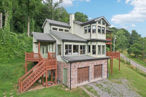 4212 Long Hollow Pike, Goodlettsville, TN, 37072-8805 | Card Image