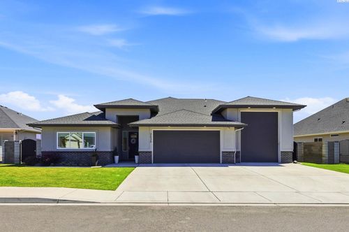 2438 Maggio Loop, Richland, WA, 99352 | Card Image