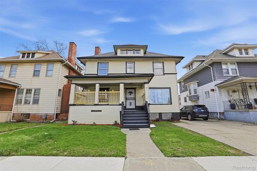 839 Webb St, Detroit, MI, 48202-1024 | Card Image