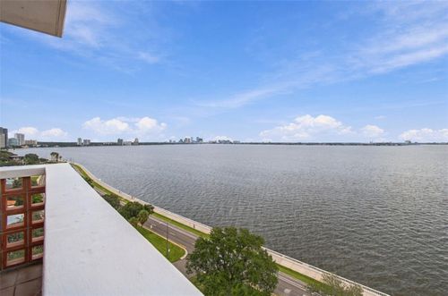 11a-4015 Bayshore Blvd, TAMPA, FL, 33611-1701 | Card Image