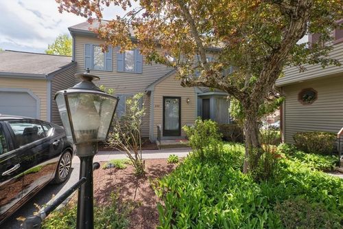 292-292 Island St, Stoughton, MA, 02072-1427 | Card Image