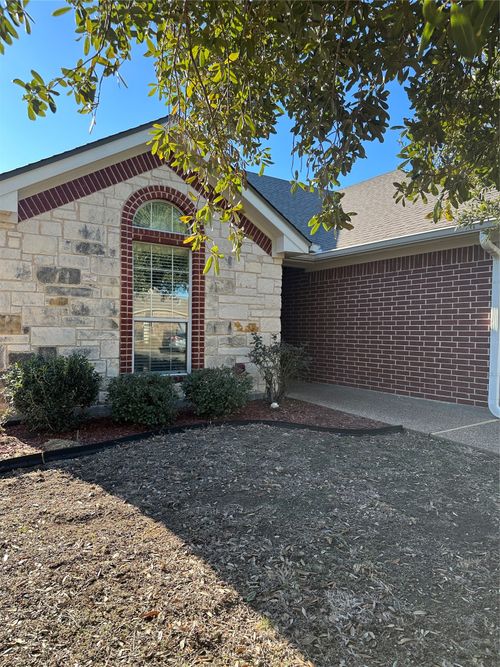 410 Prosperity Trl, Mcgregor, TX, 76657-4071 | Card Image