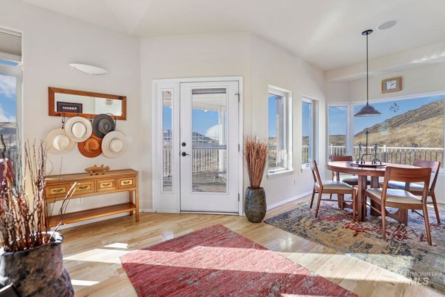 382 River Rd, House other with 3 bedrooms, 3 bathrooms and 4 parking in Bliss ID | Image 15