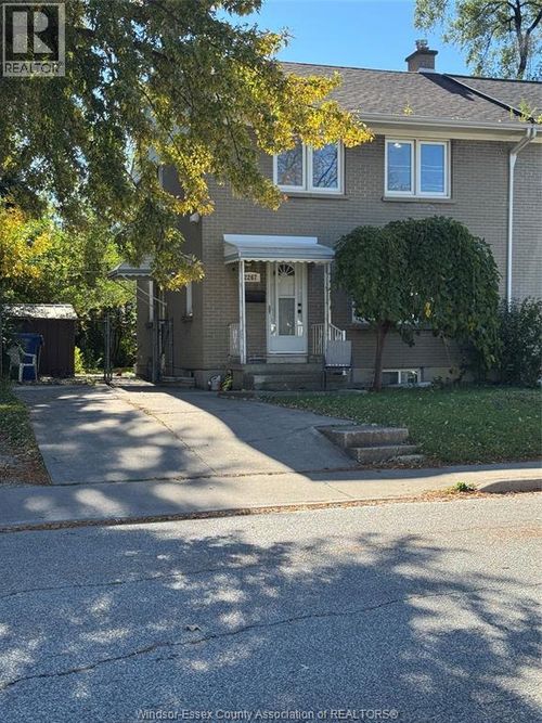 2267 College Ave, Windsor, ON, N9B1M7 | Card Image
