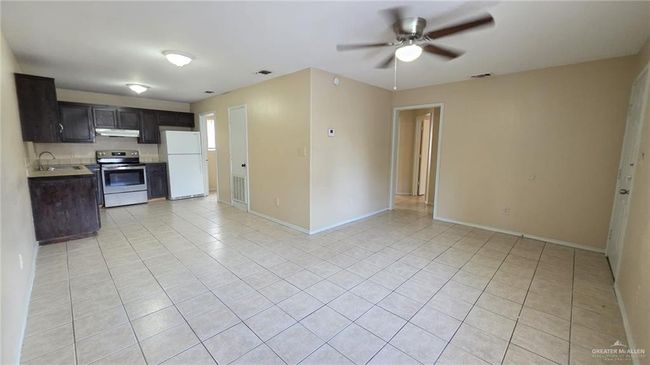 118 E Brazil Ave, Condo with 2 bedrooms, 1 bathrooms and null parking in Hidalgo TX | Image 14