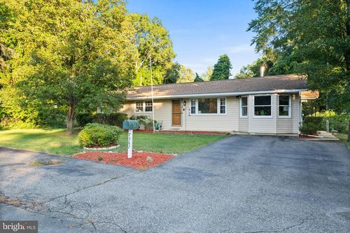 7387 Gabriel Dr, Bryans Road, MD, 20616-3302 | Card Image