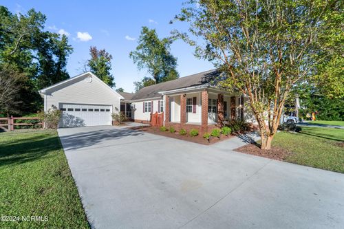 223 River Bend Rd, Jacksonville, NC, 28540-2981 | Card Image