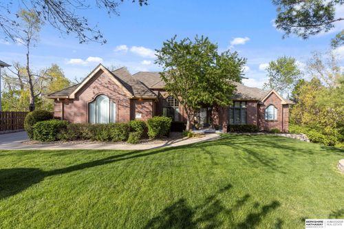 17108 R Cir, Omaha, NE, 68135-2215 | Card Image