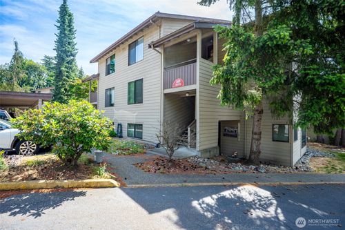 dd12-15175 Sunwood Blvd, Tukwila, WA, 98188-7700 | Card Image