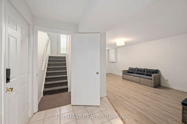 58 Sunrise Cres, House other with 5 bedrooms, 2 bathrooms and 2 parking in London ON | Image 19