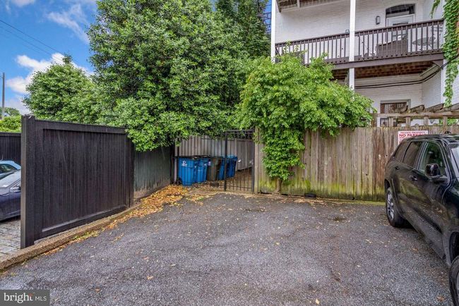APT-7 - 3333 N St Nw, Condo with 2 bedrooms, 3 bathrooms and null parking in WASHINGTON DC | Image 31