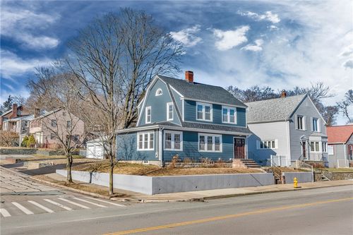 180 Power Road, Pawtucket, RI, 02860 | Card Image