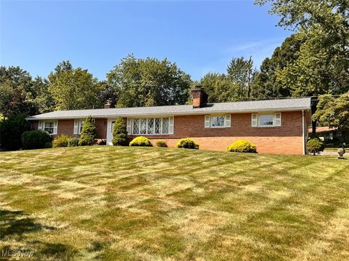 4495 Meadowview Drive Nw, Canton, OH, 44718 | Card Image