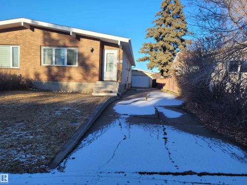 11616 152 Ave Nw, Edmonton, AB, T5X1C7 | Card Image