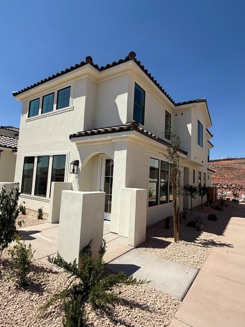 2286 E Crestas Aly, Washington, UT, 84780-3777 | Card Image