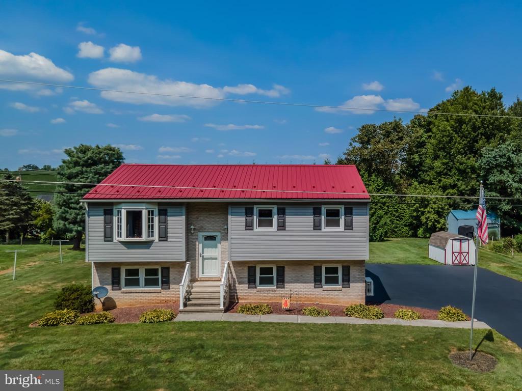 Boiling Springs Rd, Boiling Springs, PA 17007