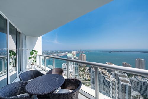 5305-465 E Brickell Ave, Miami, FL, 33131 | Card Image