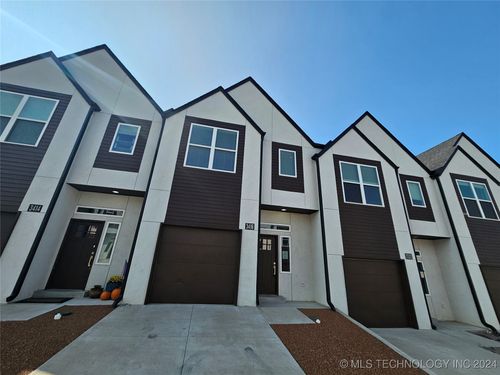 3416 Redbud Lane, Tulsa, OK, 74131 | Card Image