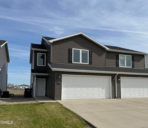 3934 24th St Se, Mandan, ND, 58554-5311 | Card Image
