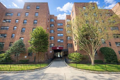 apt-5g-30 Fleetwood Ave, Mount Vernon, NY, 10552-2873 | Card Image