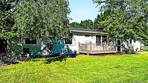 2095 Qualla Ave, Wixom, MI, 48393-1357 | Card Image