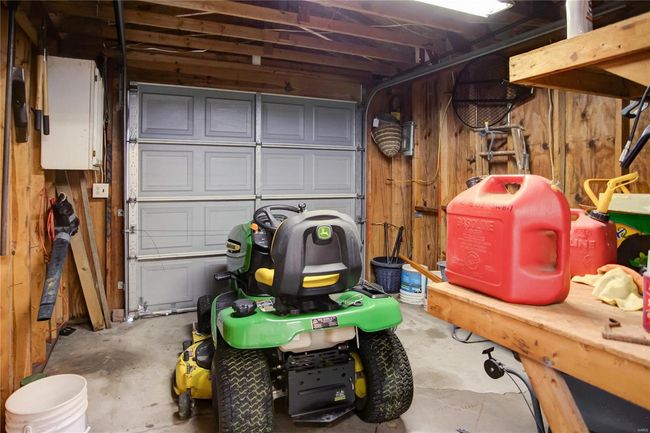 708 N Giddings Ave, House other with 3 bedrooms, 2 bathrooms and 2 parking in Jerseyville IL | Image 21