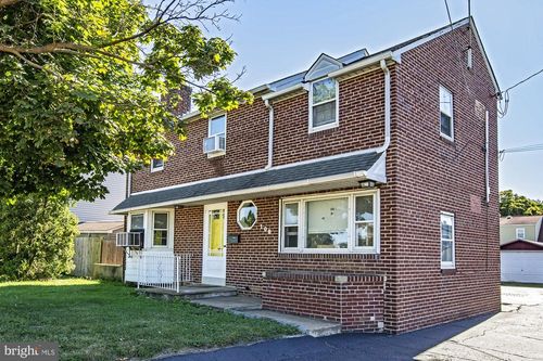 108 S Dupont Rd, Elsmere, DE, 19805-1401 | Card Image