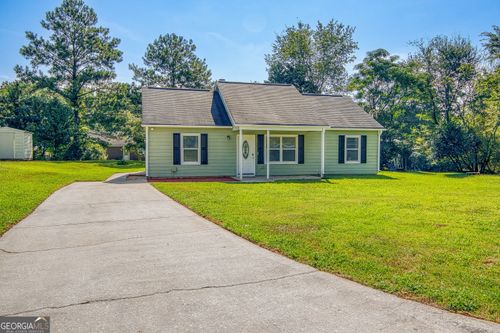 32 Oak St, Newnan, GA, 30263-5837 | Card Image