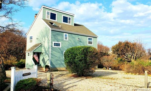 46 Captain Kidds Path, Montauk, NY, 11954-5119 | Card Image