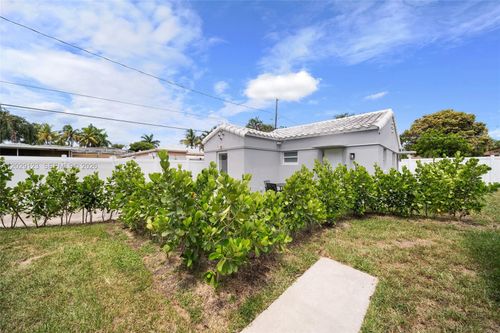 2-1625 Hollywood Blvd, Hollywood, FL, 33020-6809 | Card Image