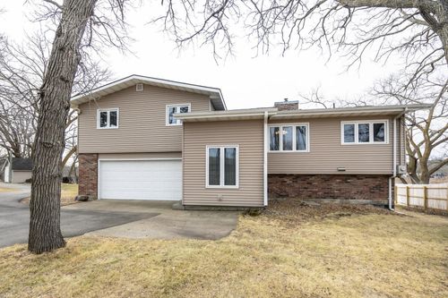 24331 County Highway 6, Detroit Lakes, MN, 56501-7177 | Card Image